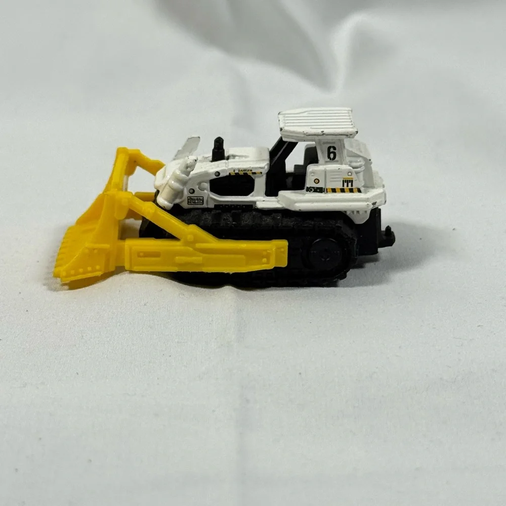 2013‎ Matchbox Groundbreaker